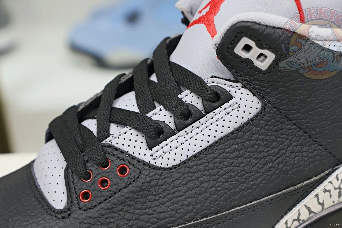 2018（854262-001）  Jordan retro 3 Jordan Air blackcement 0820